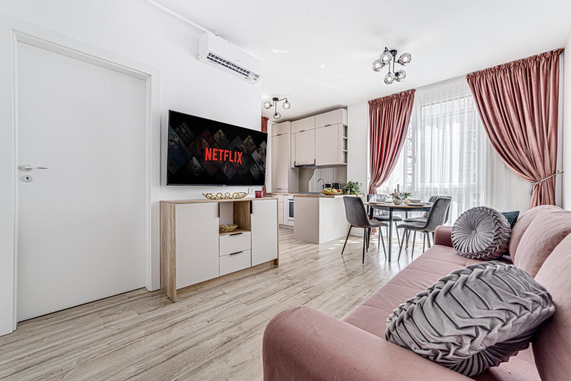 Elegant Apartment Near Afi & Atrium Mall أراد المظهر الخارجي الصورة